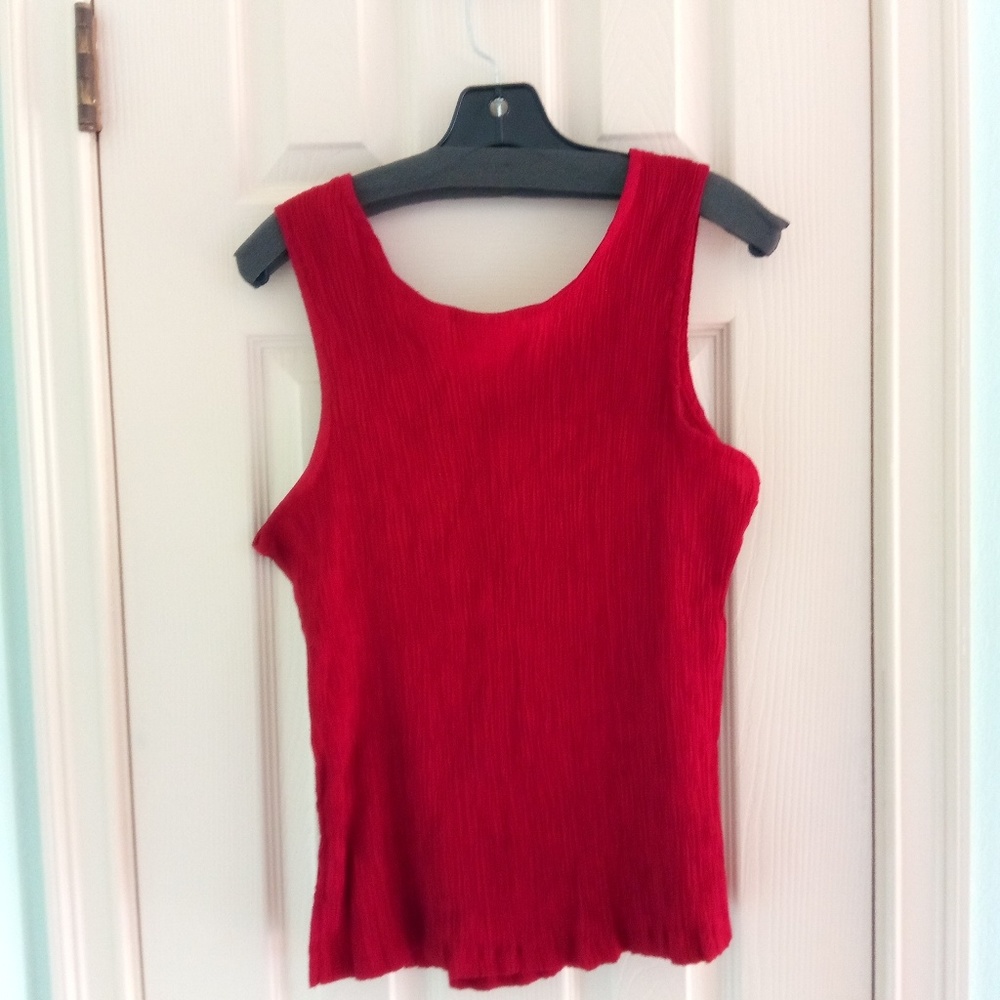 Kathie Lee Woman Crinkled Tank Top